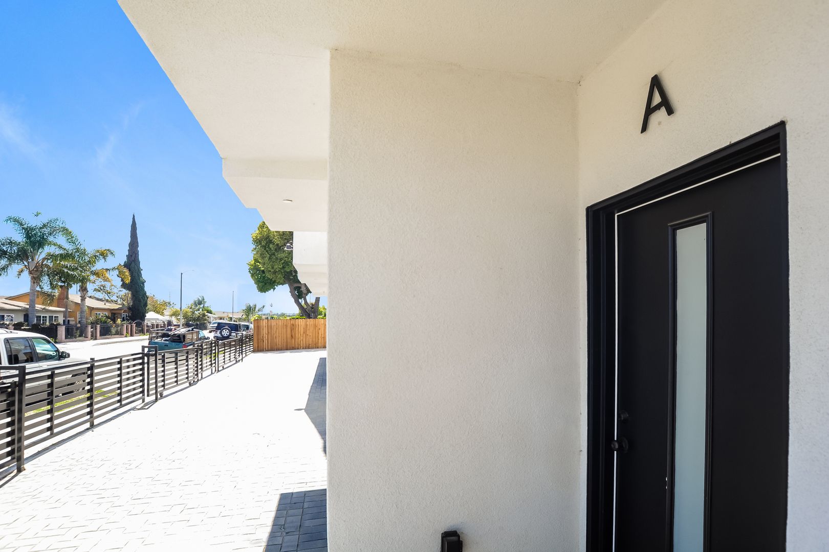 Inglewood Apartment: 4900 Lennox Blvd