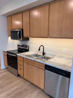 Spacious 1 Bed / 1 Bath in Prime Grand Forks Location – photo 1