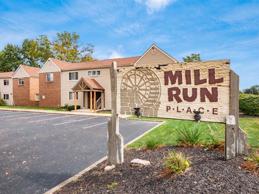 Located in Dublin School District Near Bridge Park and Local Dining, Shopping and Parks! – photo 1