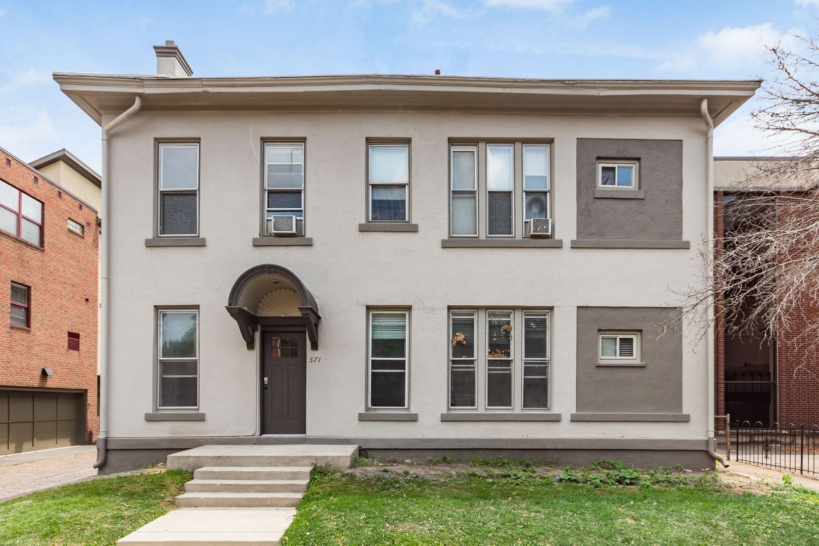 Columbus Apartment: 571 E. Rich Street