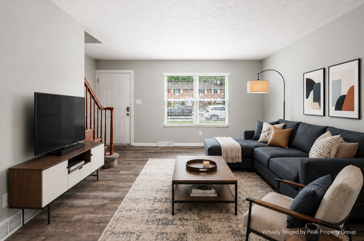 2 Bedroom Townhome- Located in Olentangy West Close to OSU and St. Route 315! – photo 1