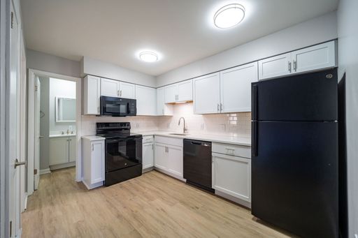 1 Bedroom Apartments Located in Olentangy West Close to OSU and St. Route 315! – photo 1