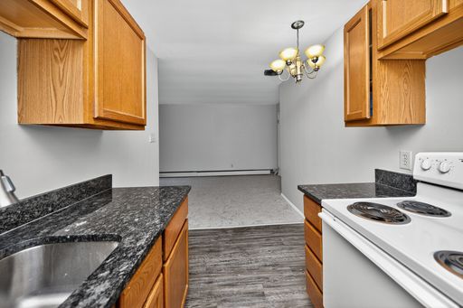 3426 Telford- 1 Bedroom with Off Street Parking! – photo 1