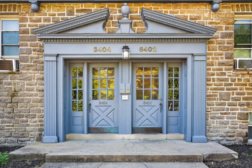 Spacious 1 bedroom in the heart of Pleasant Ridge! Fully Renovated! – photo 1