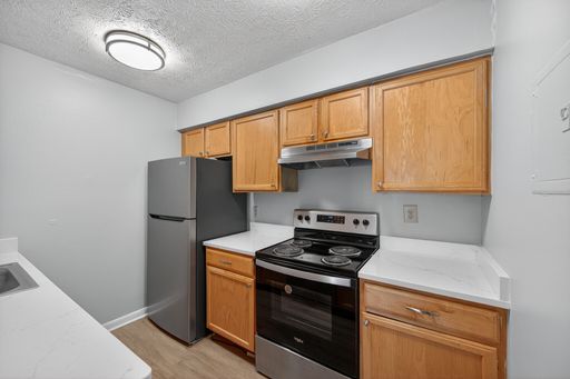 Pet-Friendly 2-Bedroom Apartment Located on Ohio Avenue! – photo 1