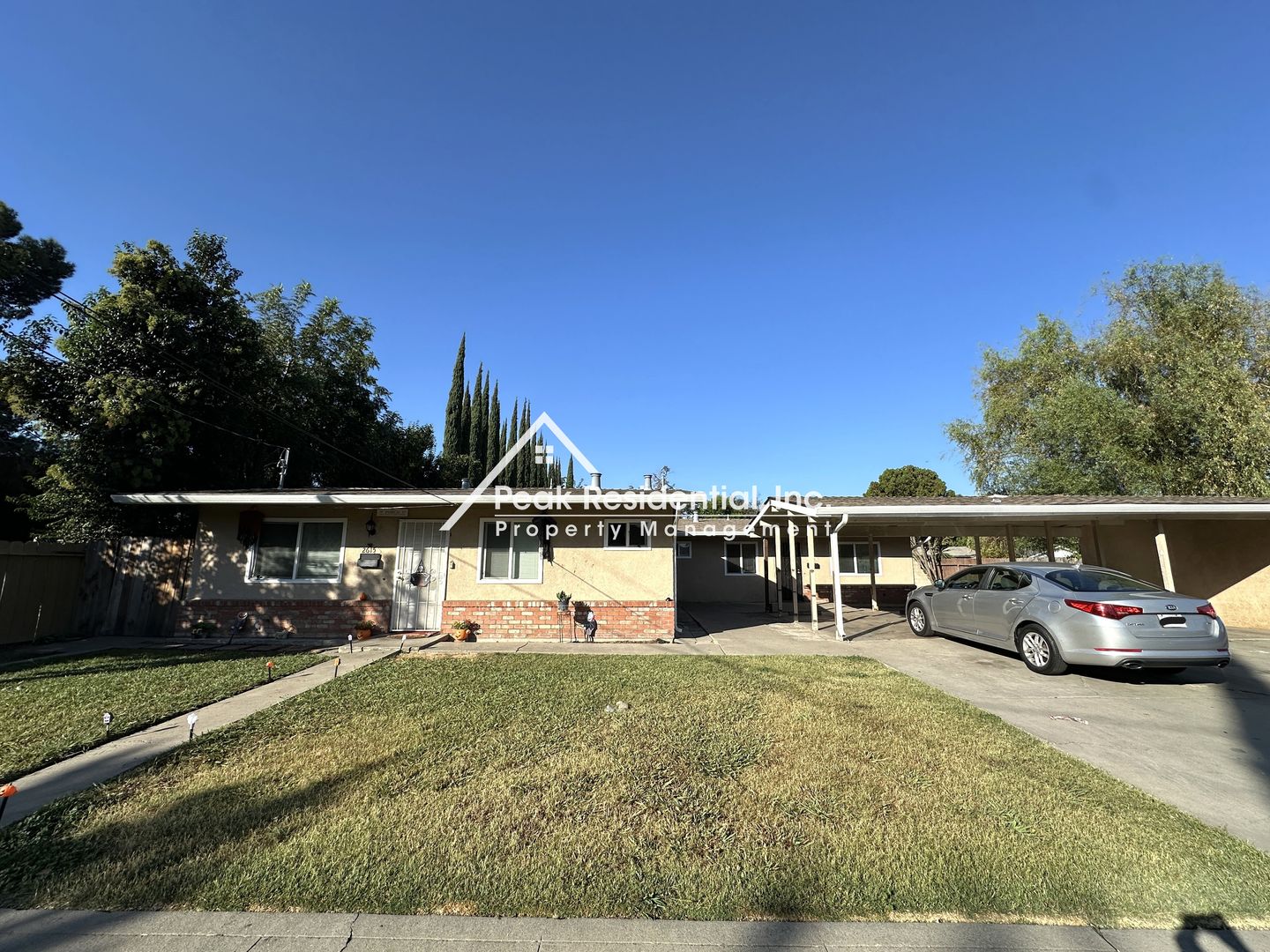 Stockton Apartment: 2615 Warren Ave