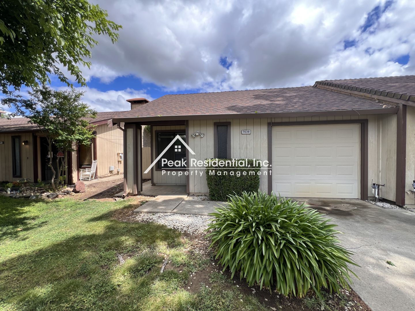Sacramento House: 7639 Clover Woods Ct