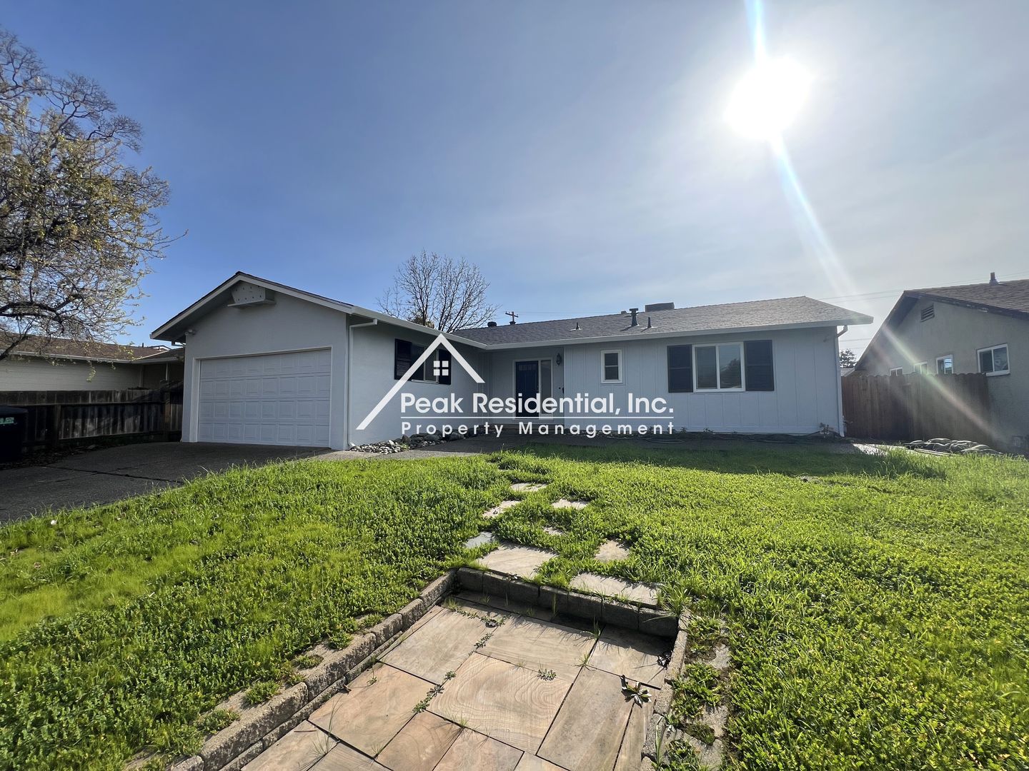 Sacramento House: 5116 Cherokee Wy