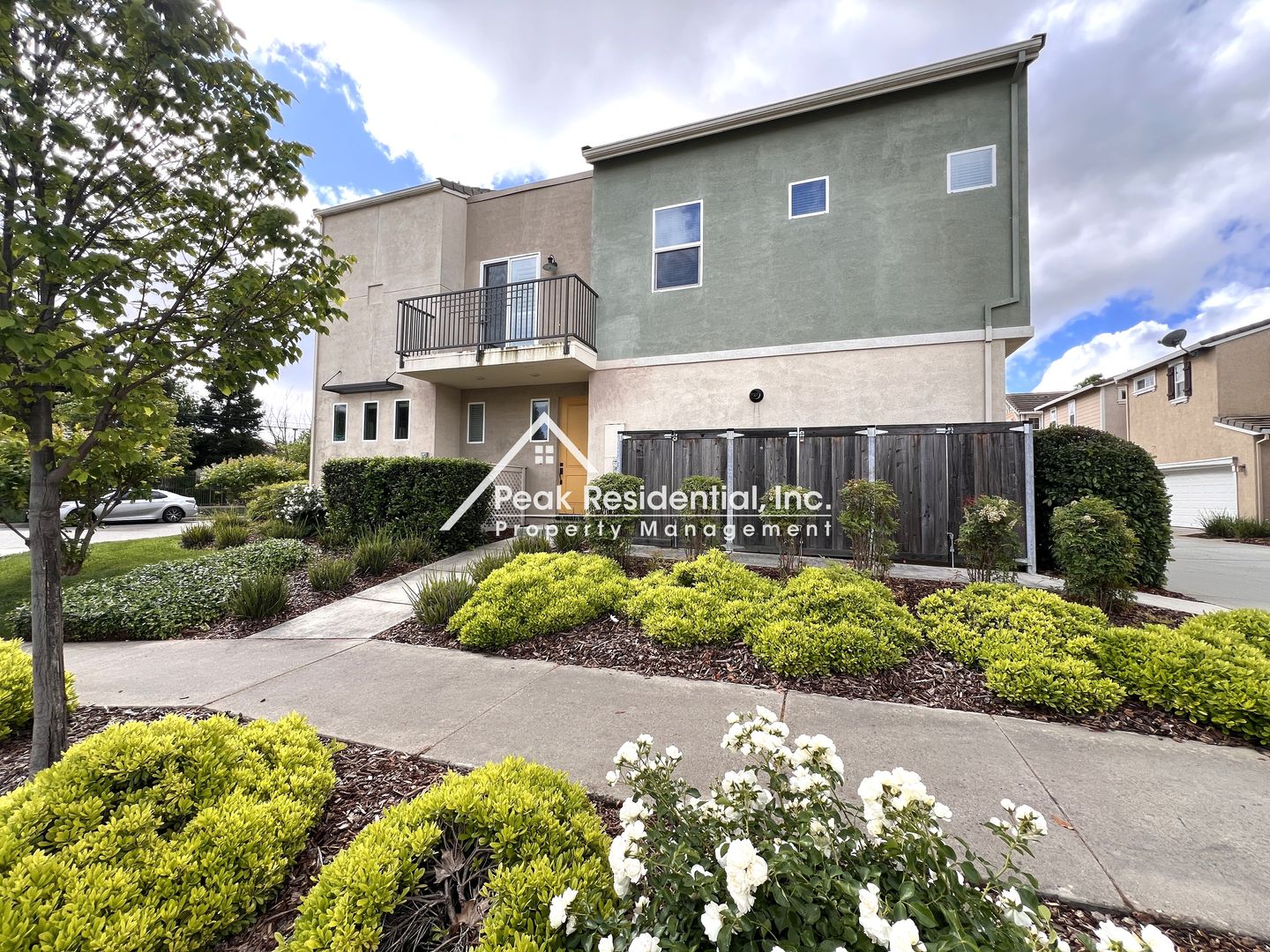 Sacramento House: 4147 Gloster Wy