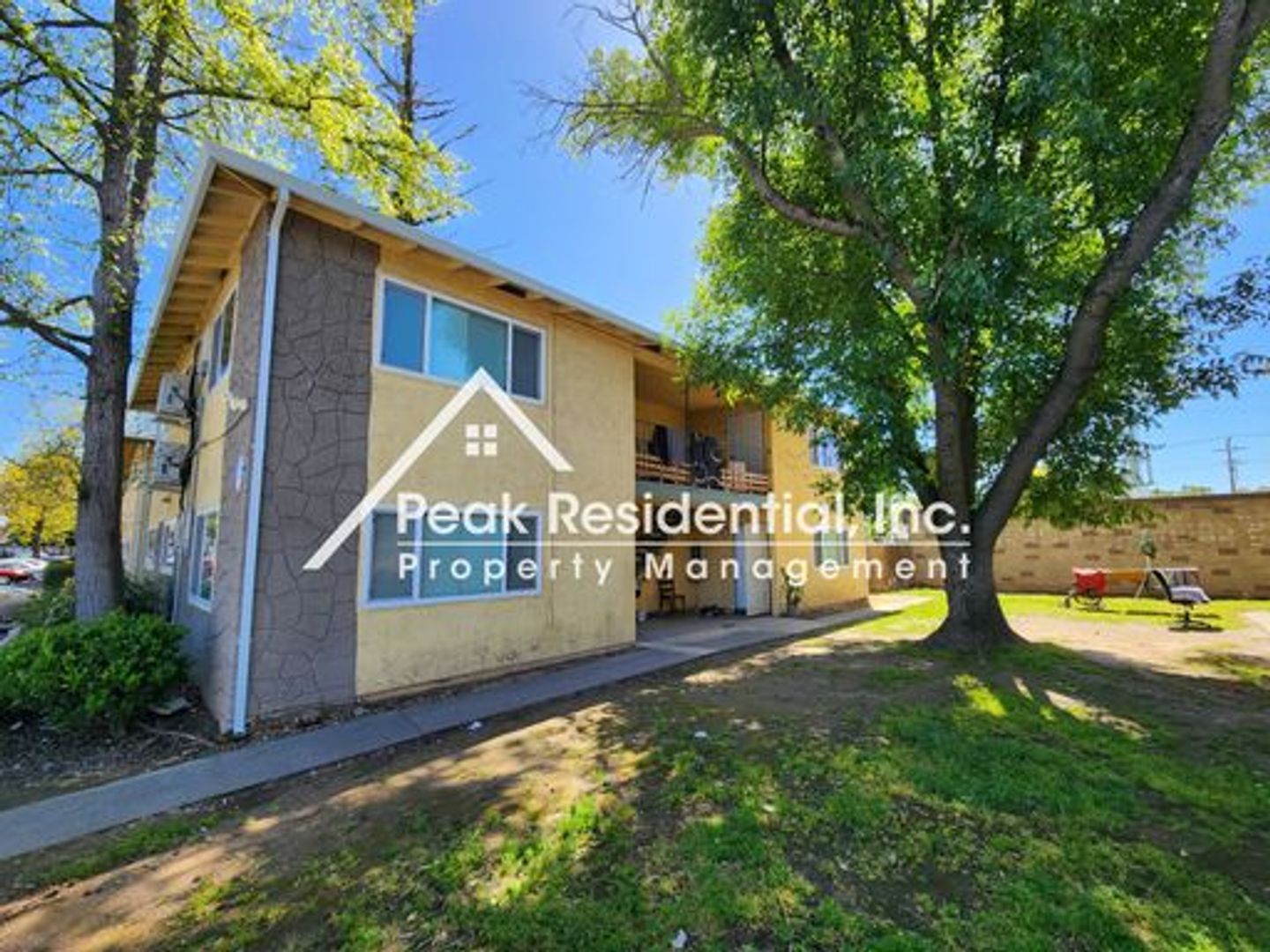 Sacramento Apartment: 4540 Ashcroft Ave