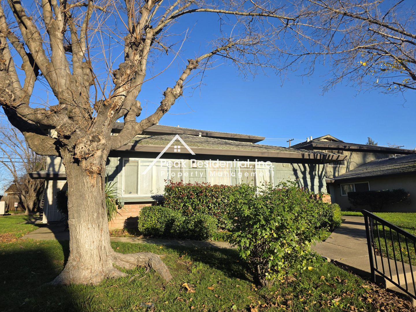 Sacramento House: 5948 Walerga Rd #4