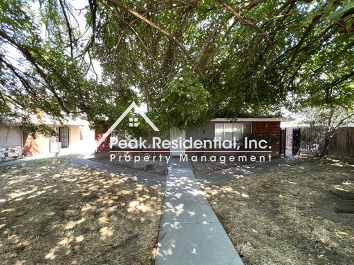 Charming 2bd/1ba Fourplex- Close to ARC! – photo 1