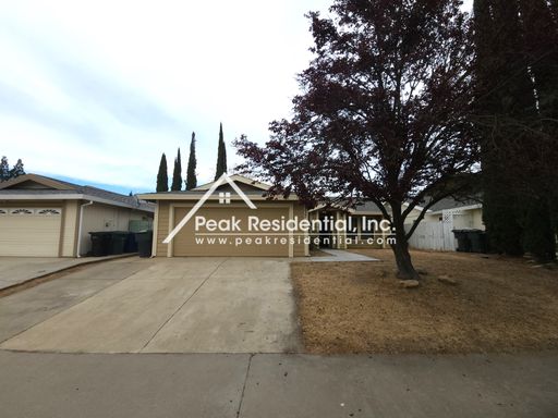 Great 4bd/2ba North Highlands Home with 2 Car Garage – photo 1