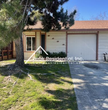 Spacious Fair Oaks 2bd/1ba Duplex with 1 Car Garage – photo 1