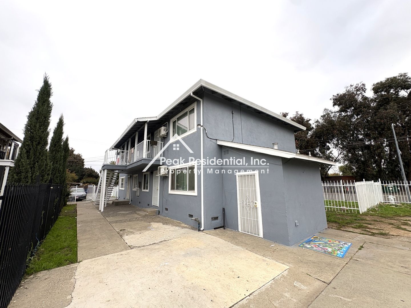 Sacramento Apartment: 3916 42nd Ave