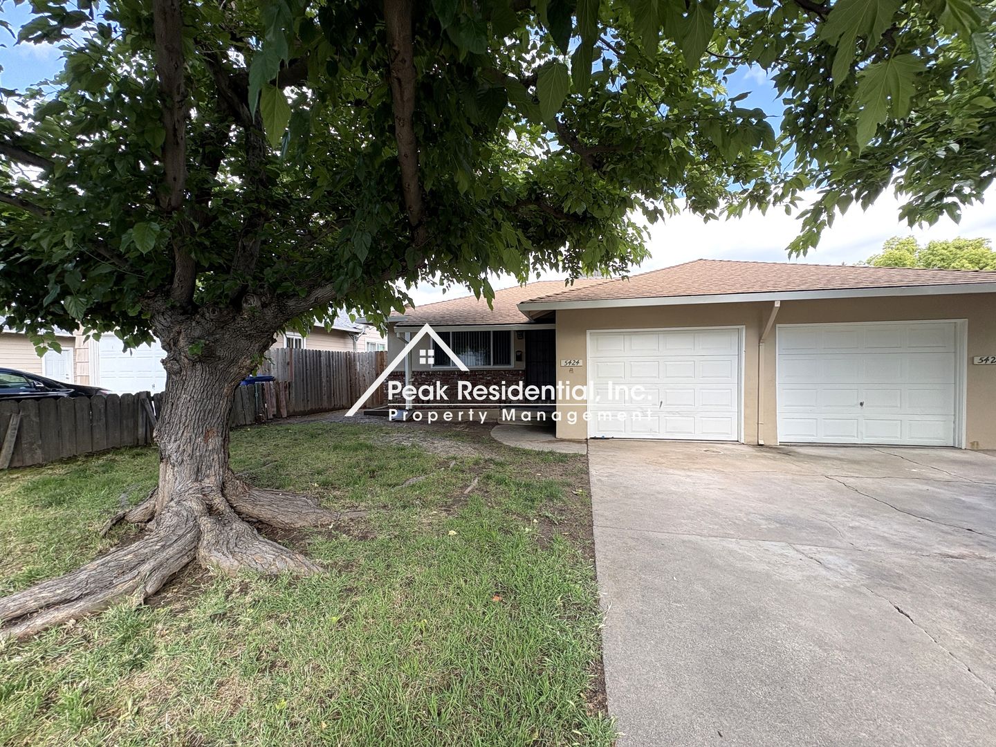 Sacramento House: 5424 Mona Wy
