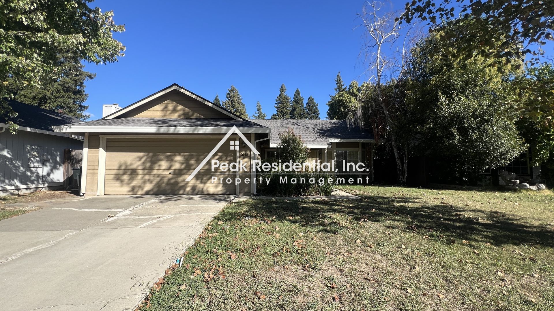 Sacramento House: 30 Topam Court