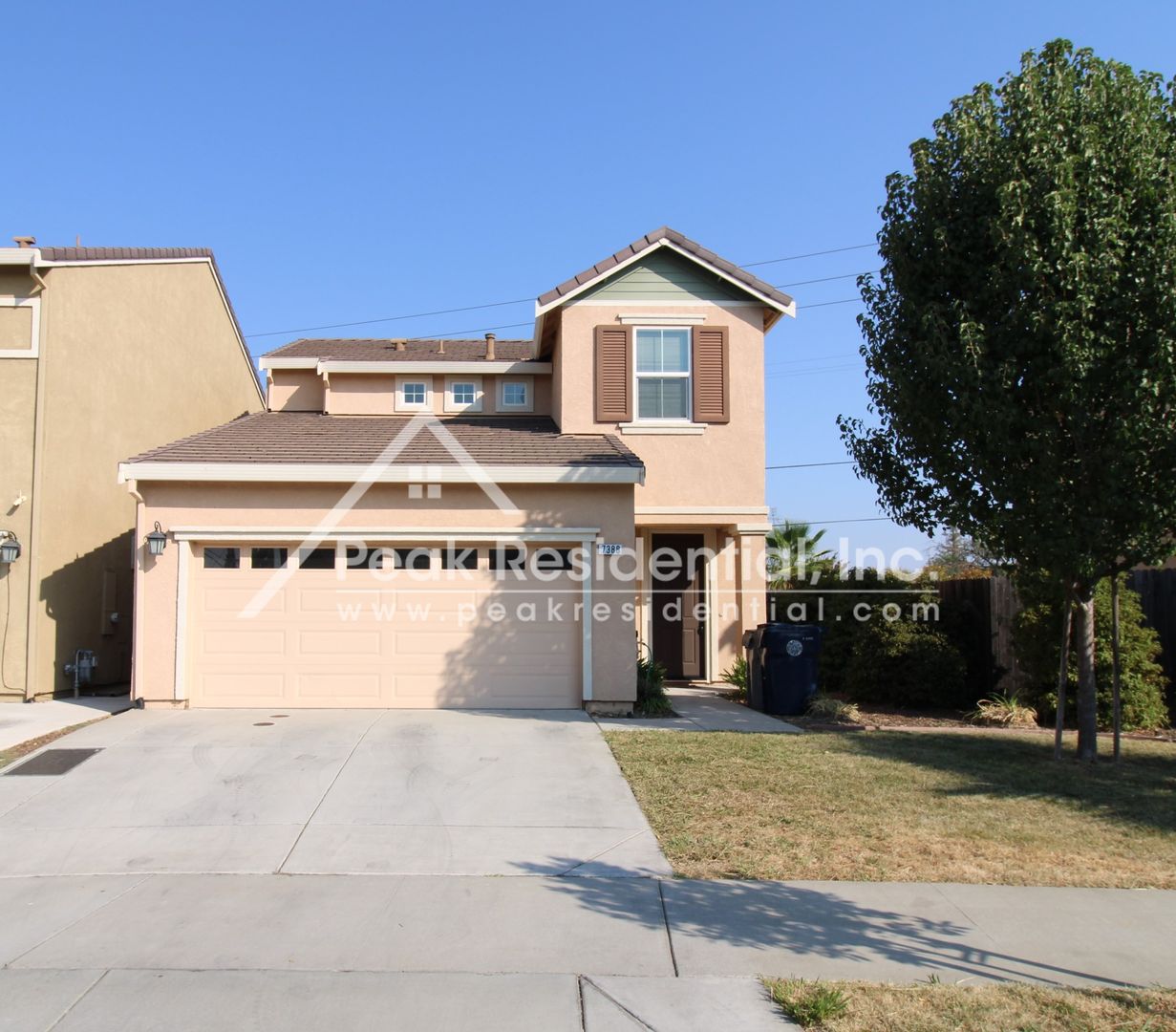 Sacramento House: 7388 Tisdale Way