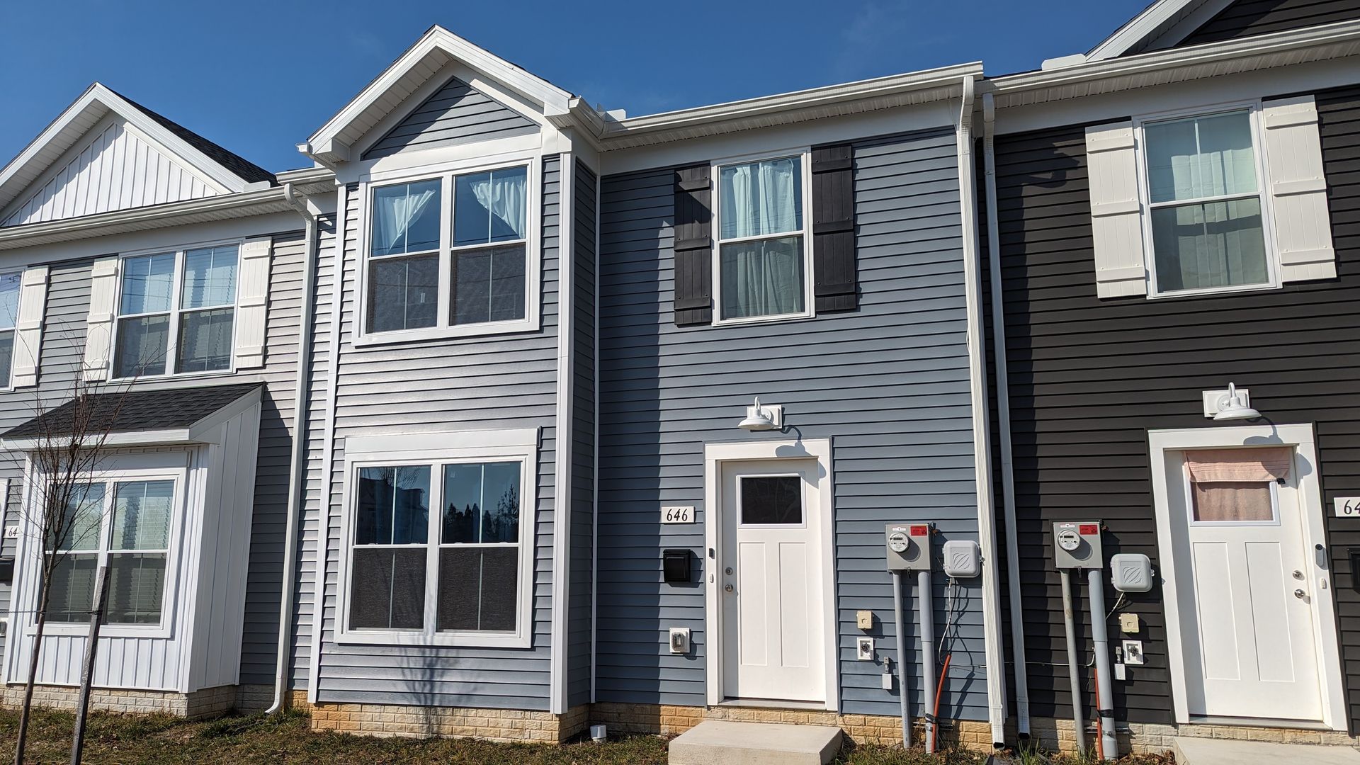 Carlisle Townhome: 646 N College Street