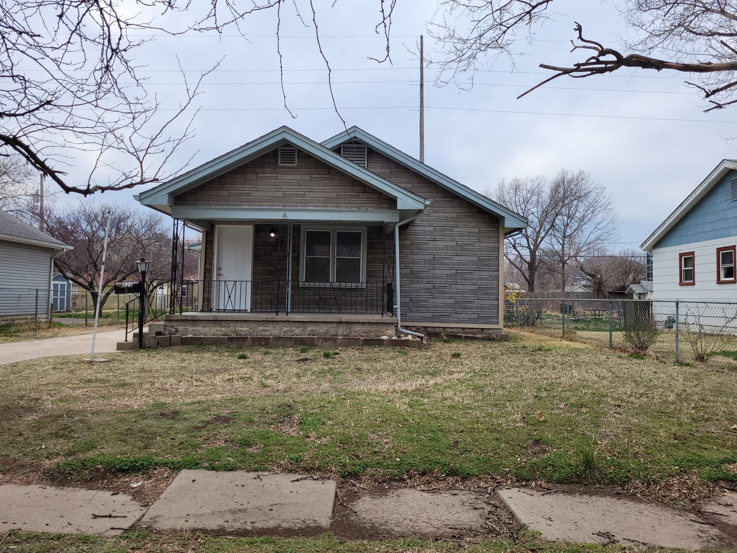 Wichita House: 525 N Martinson