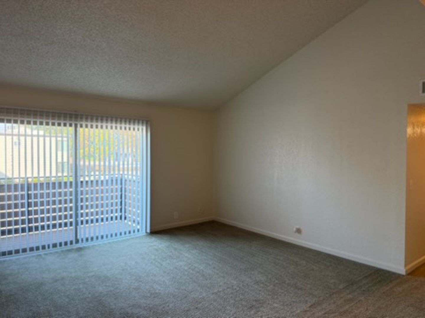 Sacramento Apartment: 5100 Garfield Ave.