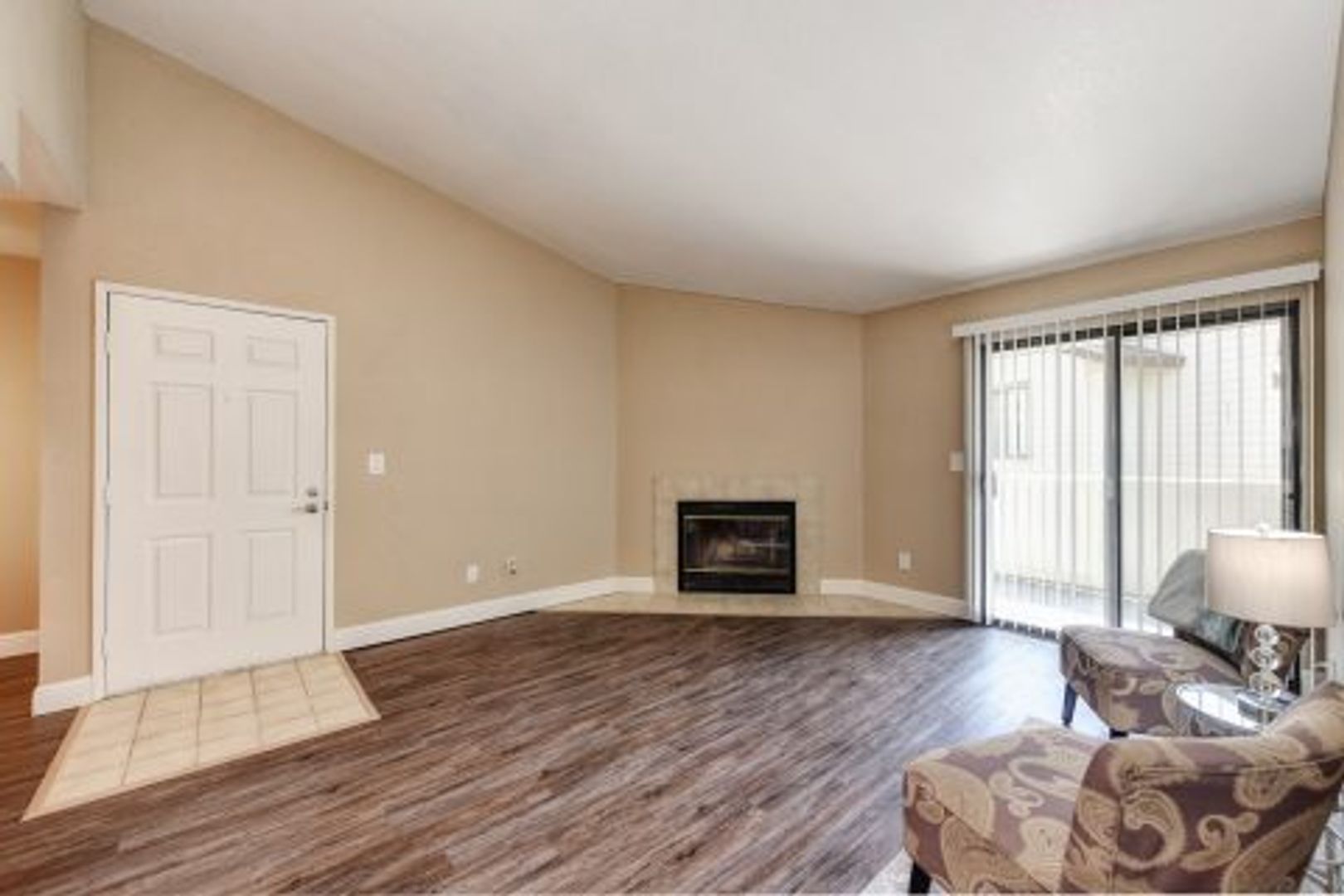 Carmichael Apartment: 4033 McClain Way