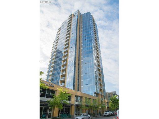 **ONE MONTH FREE** Meriwether West - North facing studio with river/bridge views/parking/amenities/utilities – photo 1