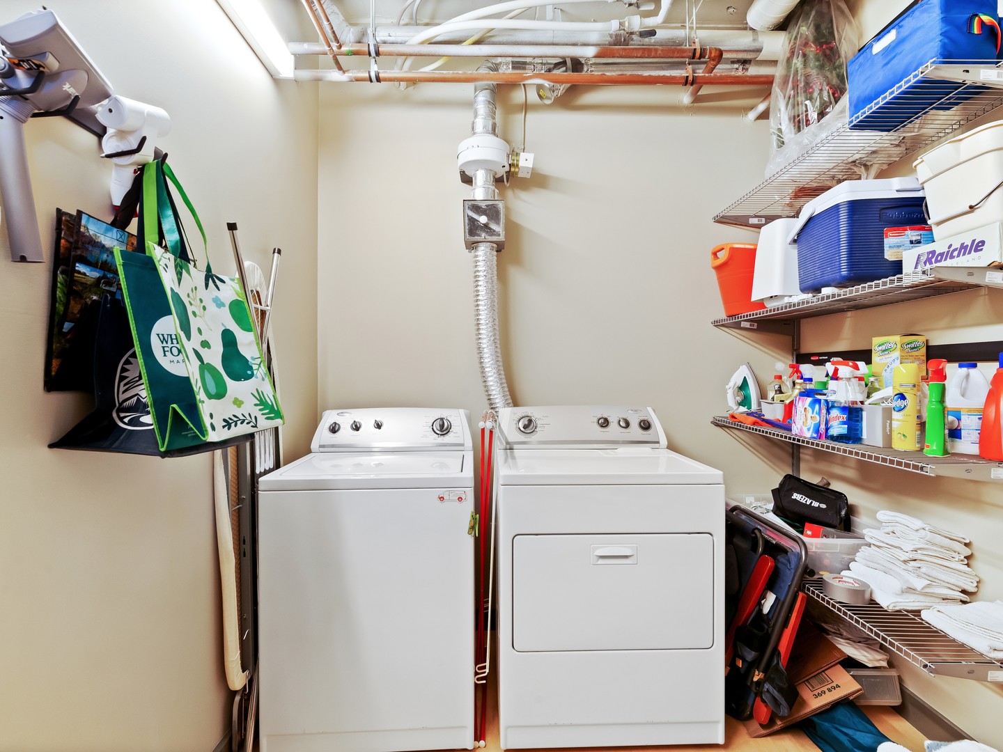 Laundry room at ATW305