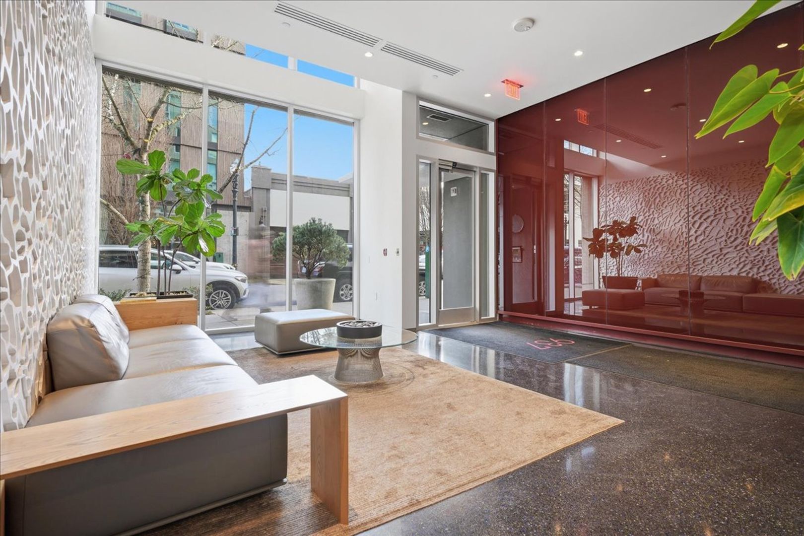 Lobby at 937-435 (1 of 2)