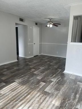 Modern 2 Bedroom – Don’t Miss Out – photo 1