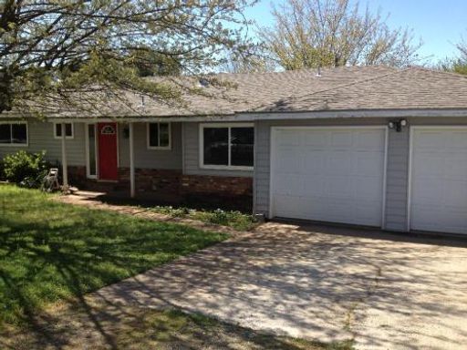 3 Bedroom with a Large Yard and Garage, ready for move in Soon!!!!!!! – photo 1