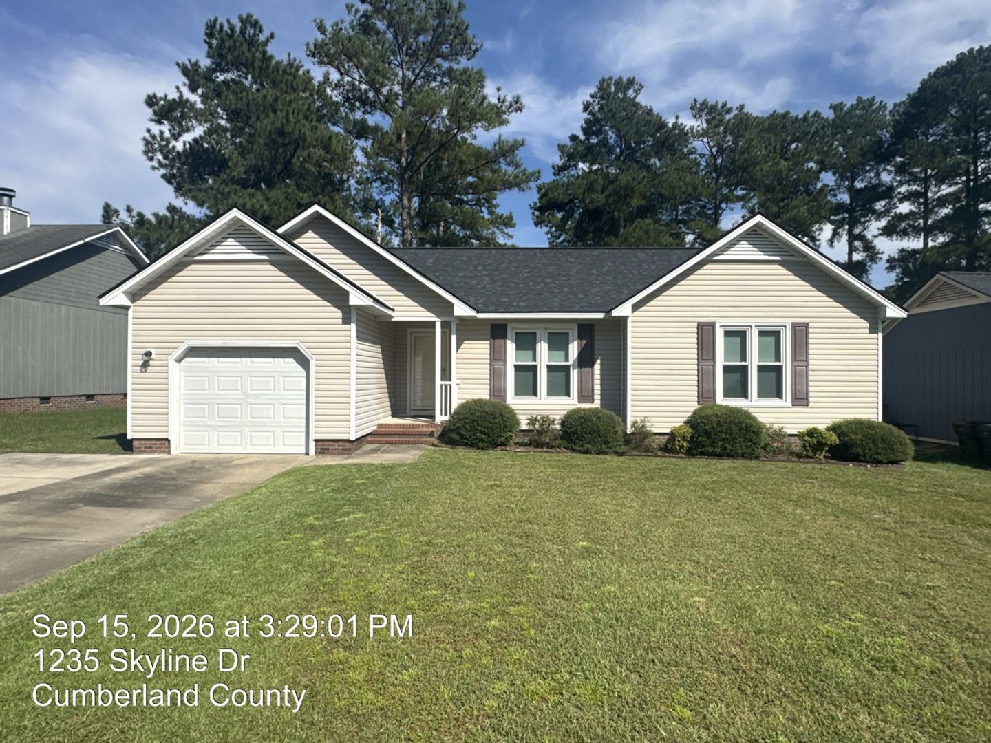 Fayetteville House: 1235 Skyline Drive