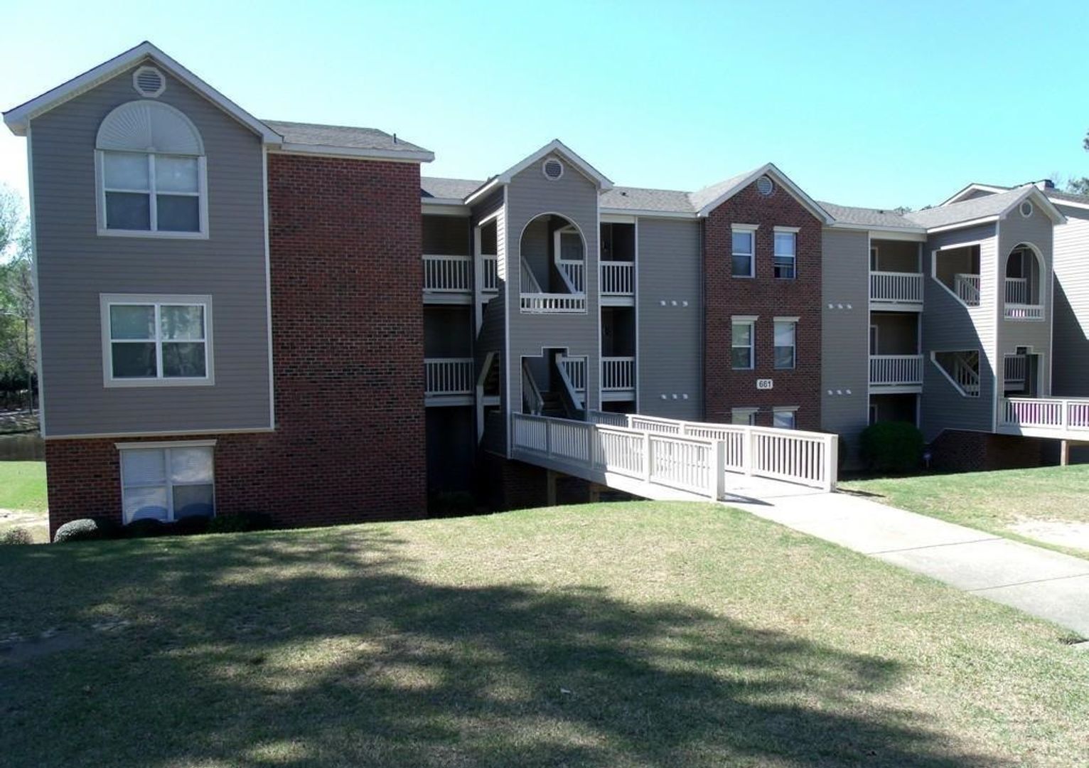 Fayetteville House: 661 Barton's Landing Place, Unit 2