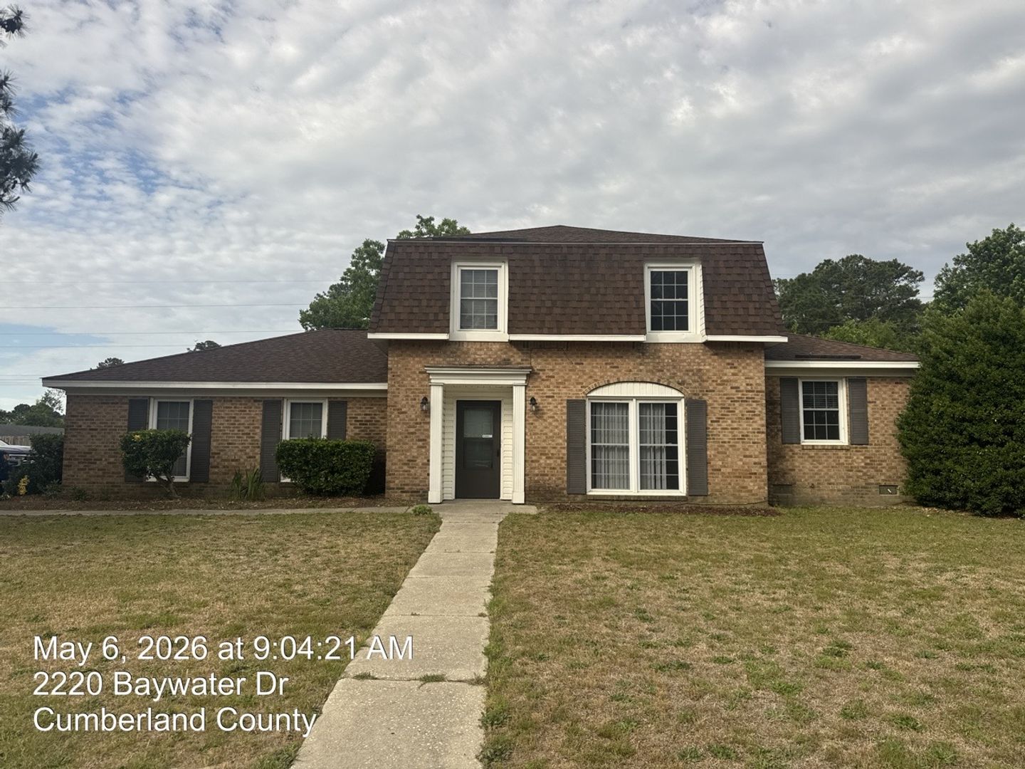 Fayetteville House: 2220 Baywater Drive