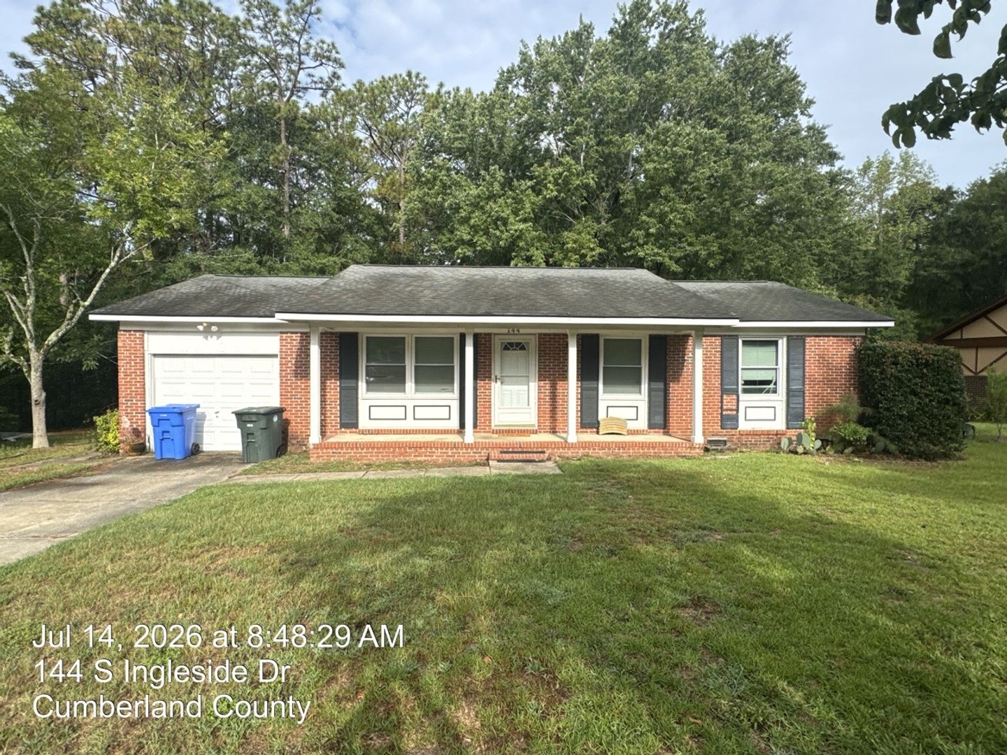 Fayetteville House: 144 S. Ingleside Drive