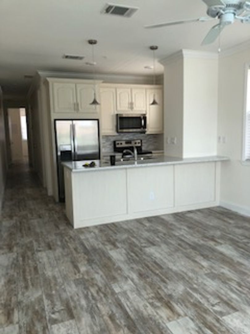 Key West Apartment: 5555 College Road