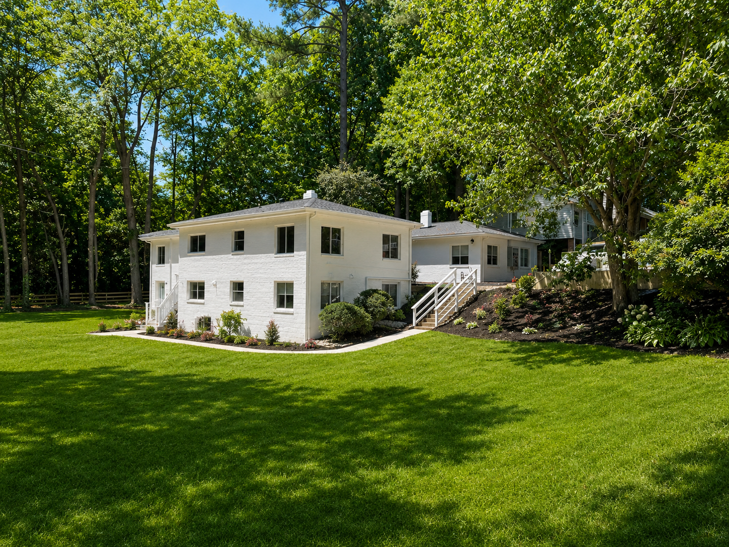 Raleigh Apartment: 3005 Leonard St
