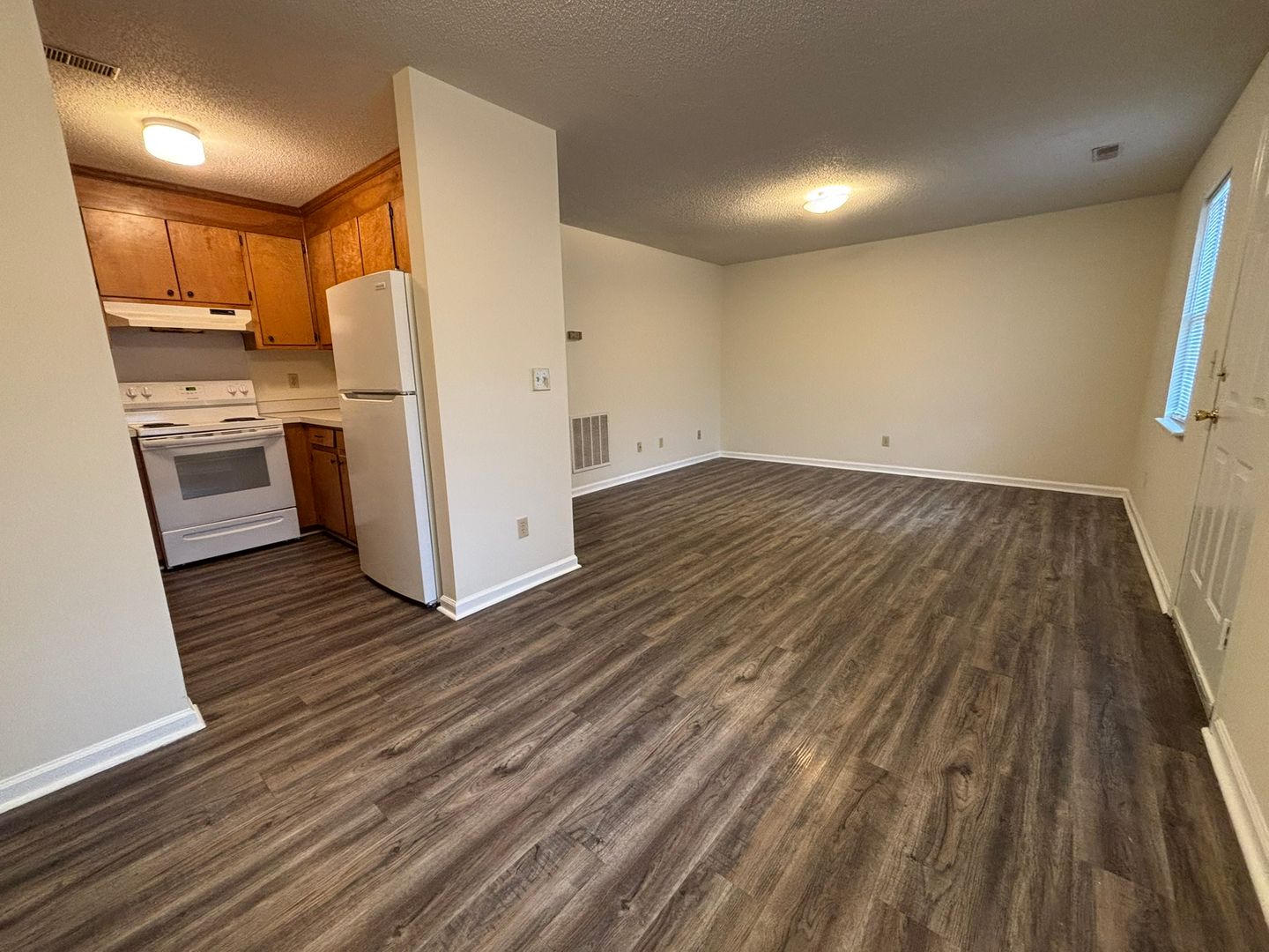Greenville Apartment: 3309 Landmark St