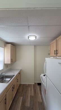 2 Bed / 1 Bath Townhouse $850
