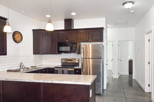 Modern Townhouse in Downtown Richland – photo 1
