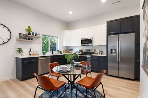 Luxury Condo in the Heart of Prosser