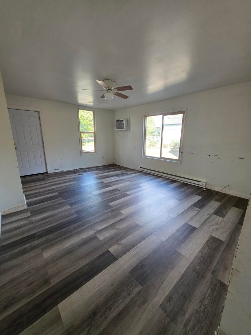 Walla Walla Apartment: 317 Chase Ave