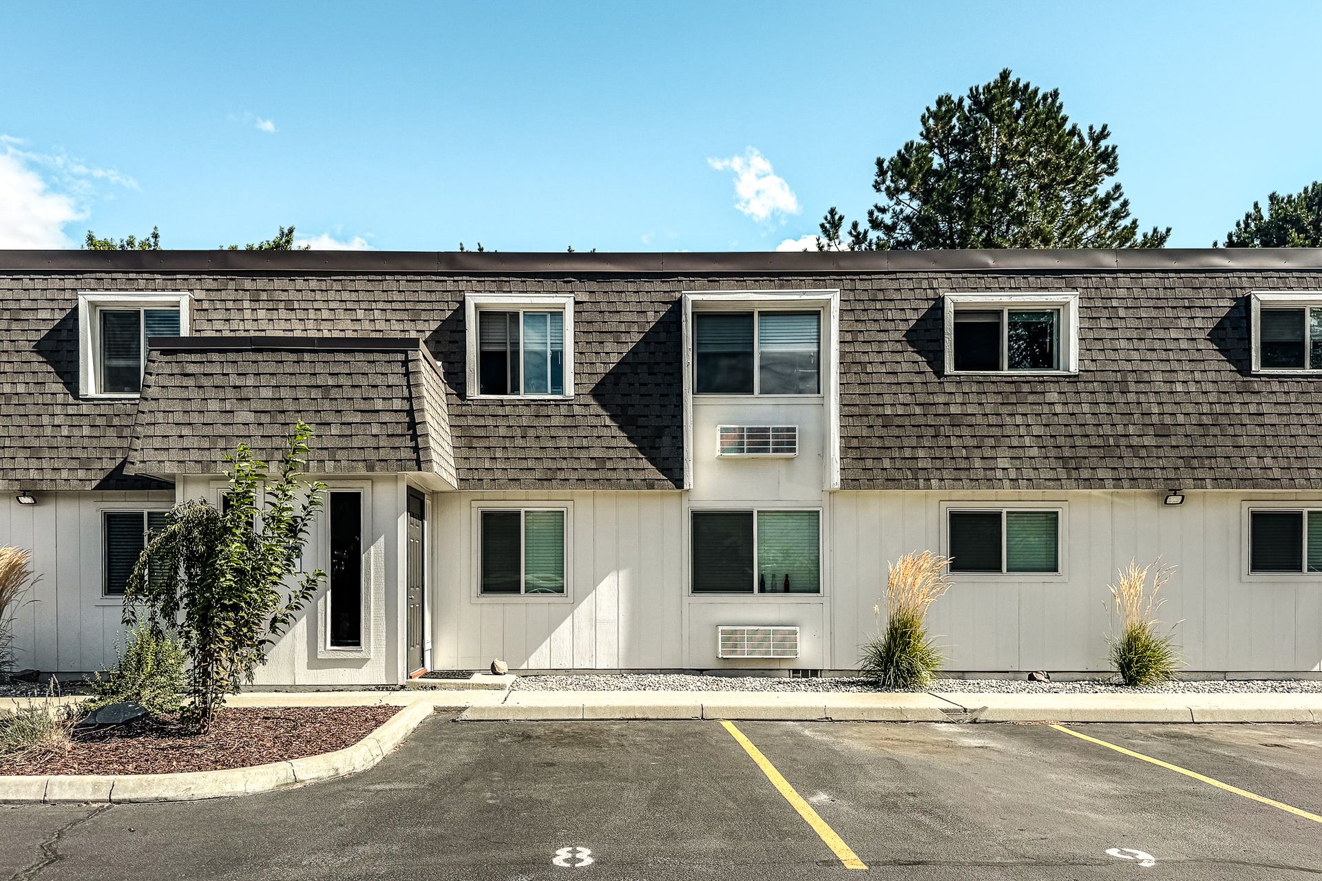 Juniper Apartments 2 of 8