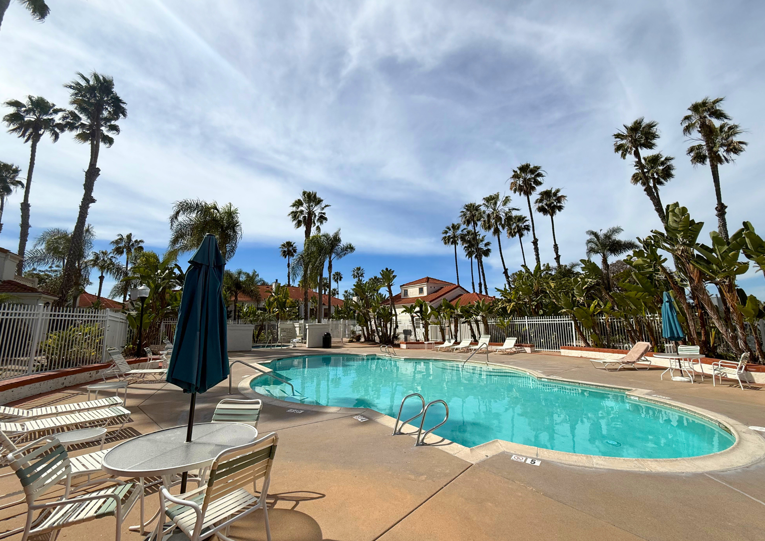 San Diego Apartment: 9392 Twin Trails Dr - Unit 105