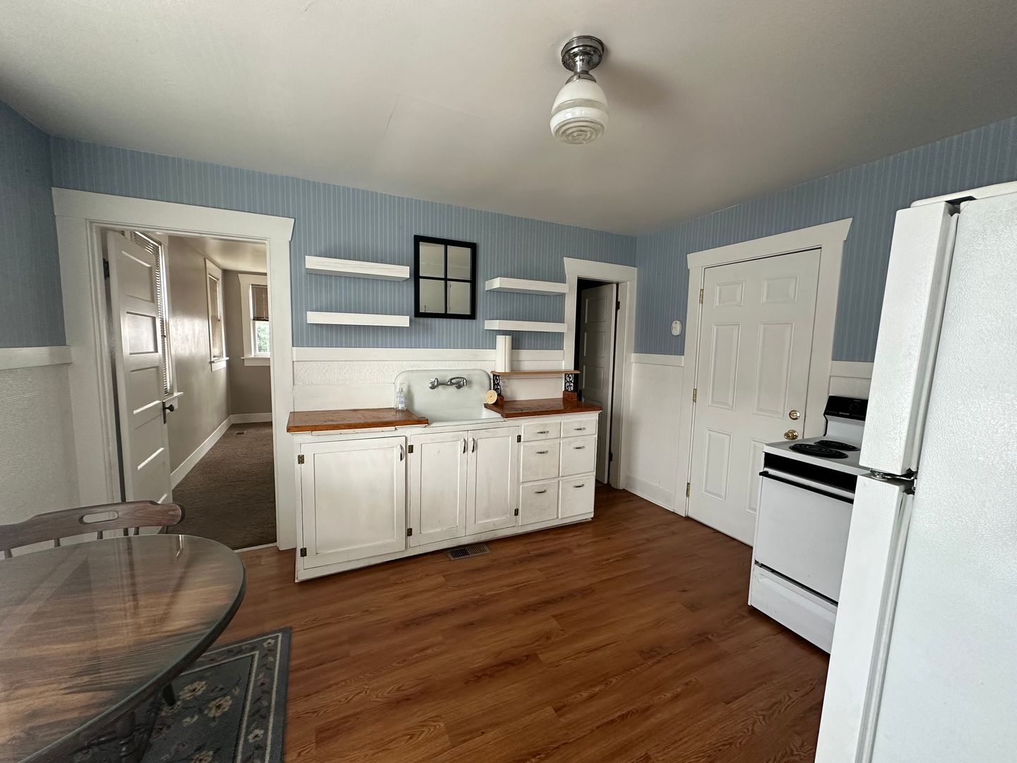 Pendleton House: 217 SW 3rd