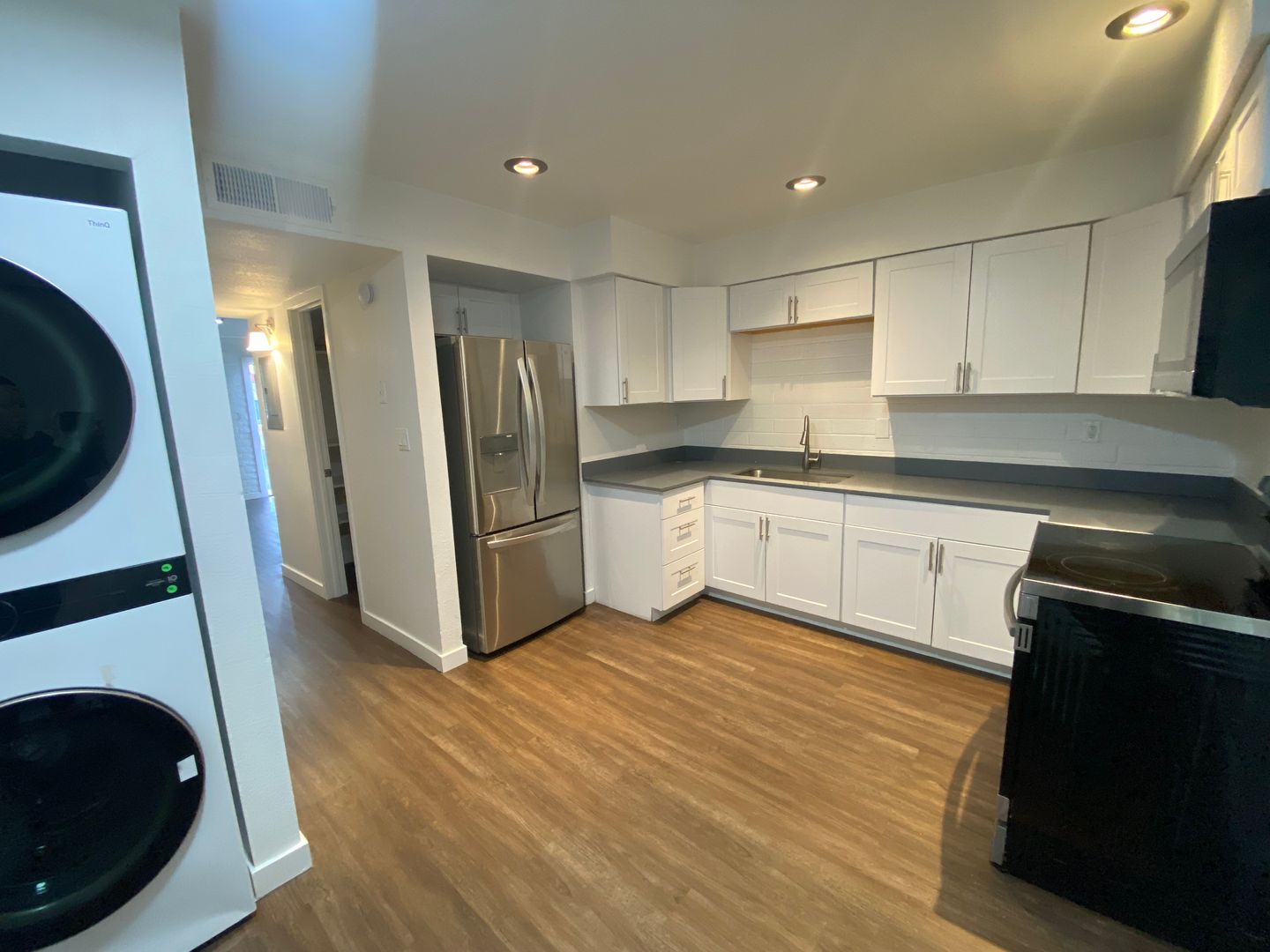 Glendale Condo: 6802 - 6862  N 44th ave