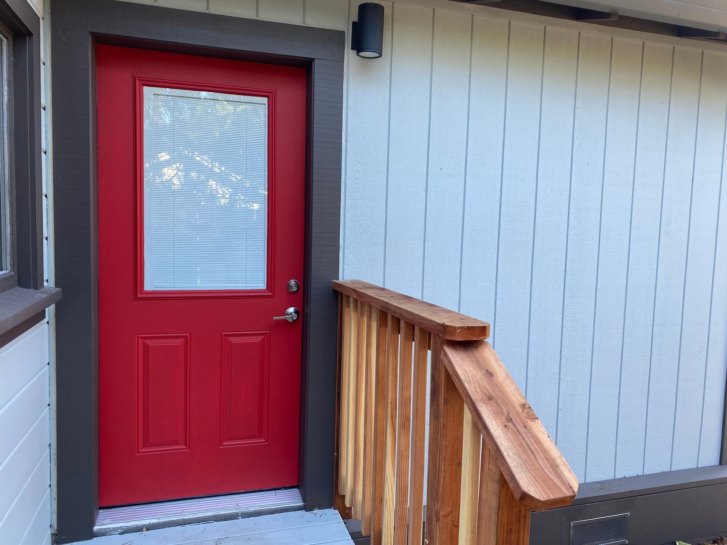 Pacific Grove Apartment: 708 Crocker Avenue