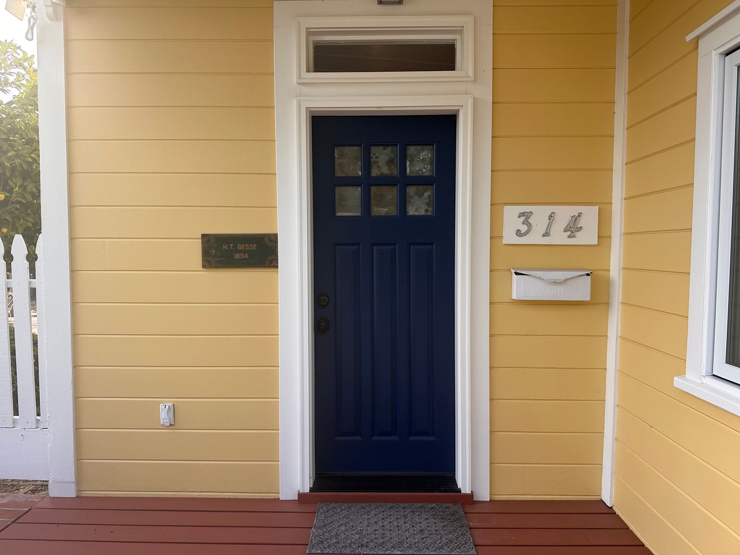 Pacific Grove House: 314 13th Street