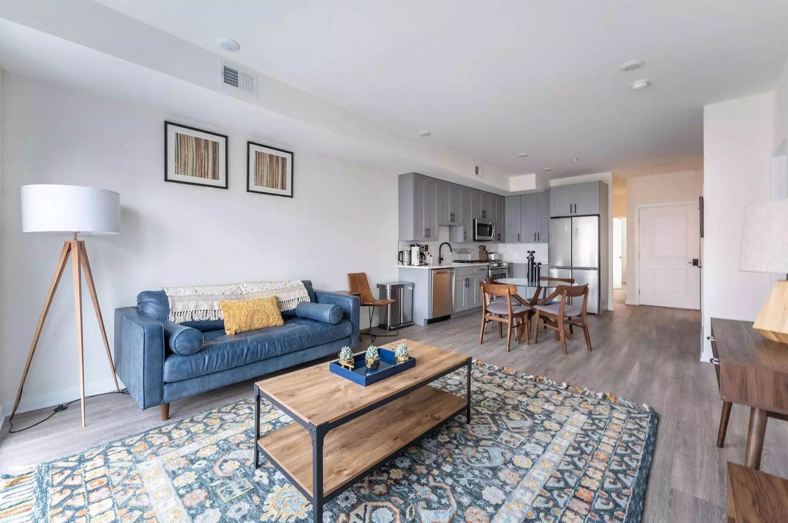 Philadelphia Apartment: 521 N 41st Street