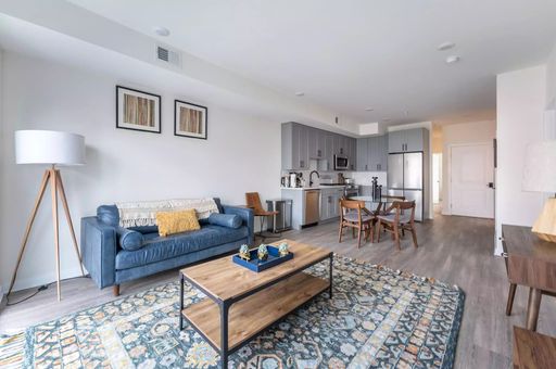 Delightful Furnished 3Bedroom 2Bathroom Apartment Available in Philadelphia! – photo 1